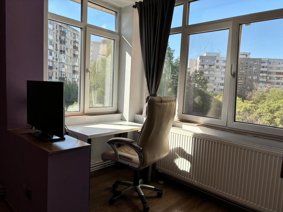 Apartament 3 camere cu centrala proprie si terasa refacuta, Lujerului, Militari