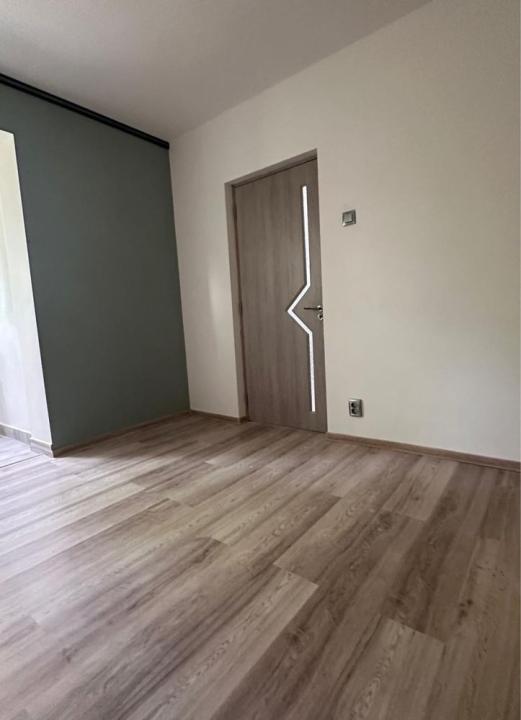 Apartament 2 camere renovat in bloc anvelopat Favorit, Drumul Taberei