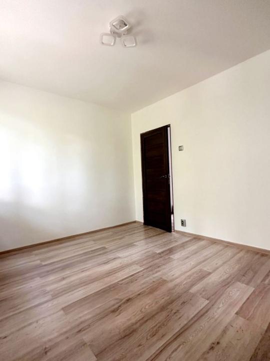 Apartament 2 camere renovat in bloc anvelopat Favorit, Drumul Taberei