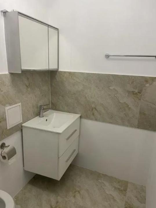 Apartament 3 camere Crangasi / Nicolae Oncescu