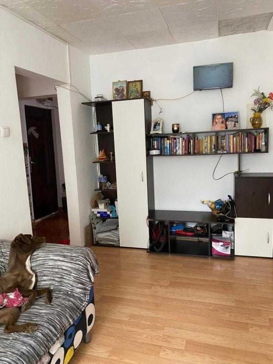 Apartament cu trei camere, in zona Berceni , Al Podul Giurgiului