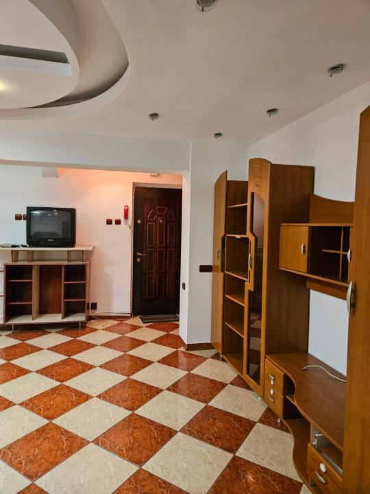 Apartament 2 camere bloc 1987 Dristor