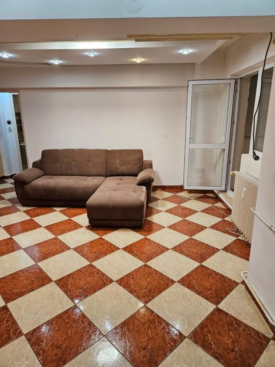 Apartament 2 camere bloc 1987 Dristor