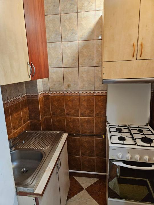 Apartament 2 camere bloc 1987 Dristor