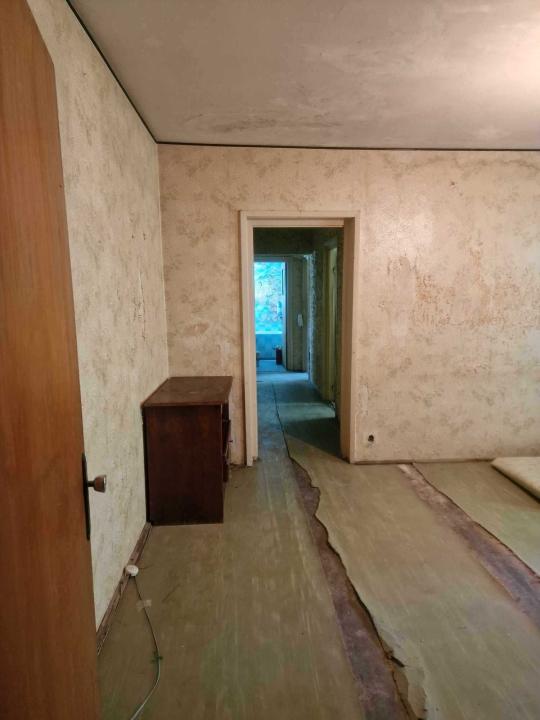 Apartament 4 camere, terasa in stare buna, Gorjului, Militari