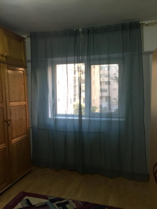 Apartament 3 camere 2 bai 1996 Piata Unirii / Marasesti