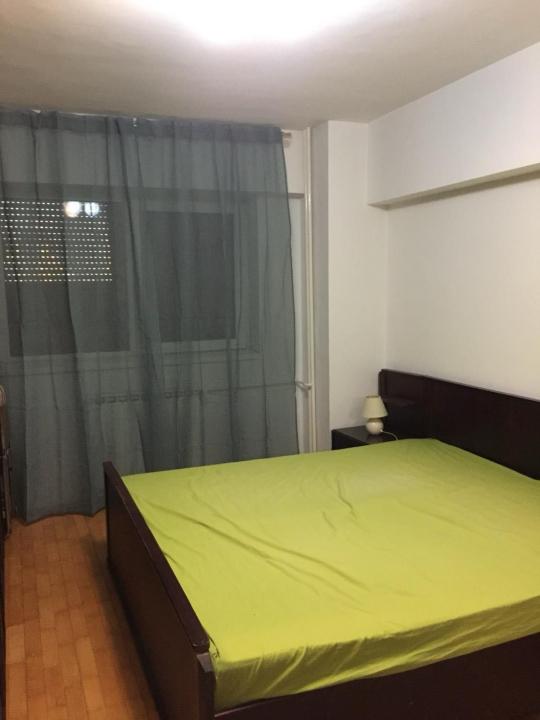 Apartament 3 camere 2 bai 1996 Piata Unirii / Marasesti