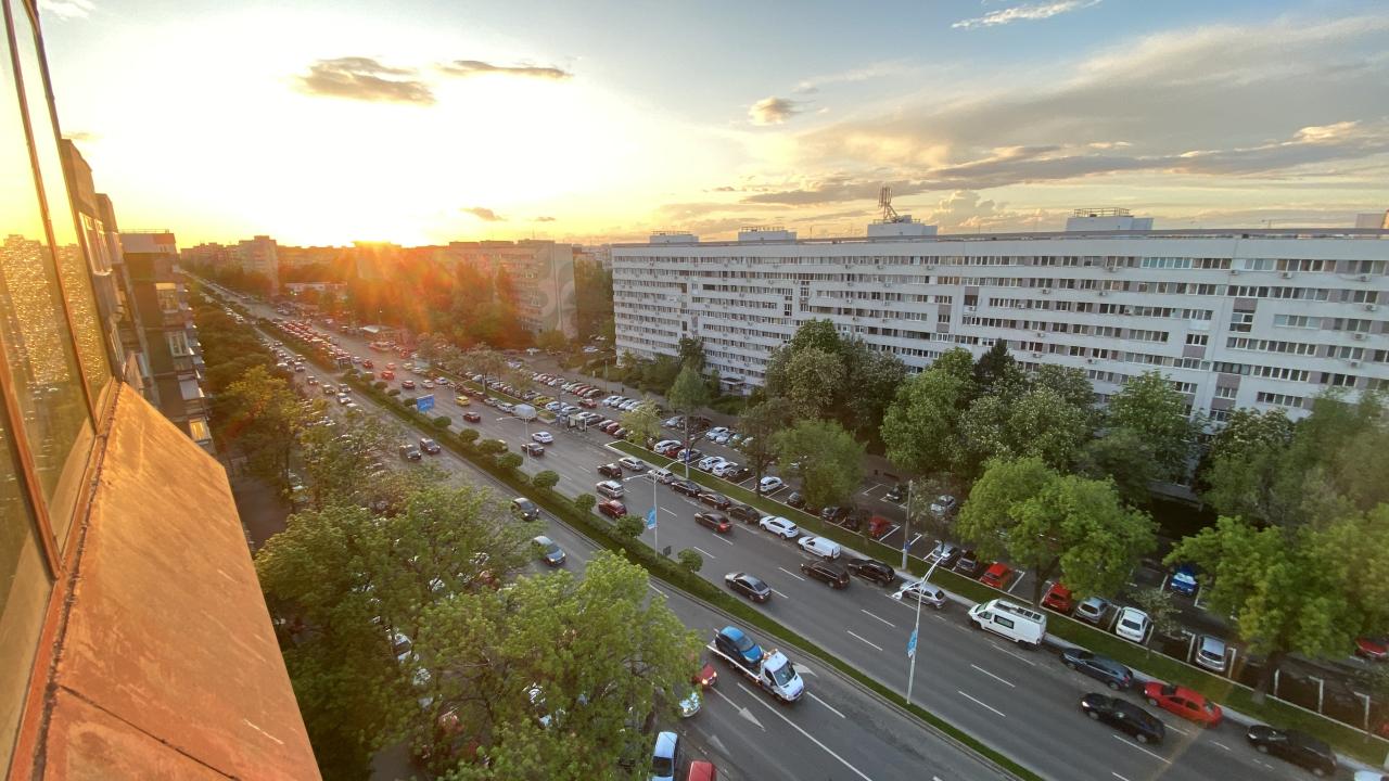 Apartament 3 camere decomandat langa metrou Gorjului, Militari