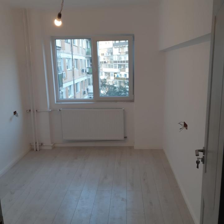 Apartament 3 camere bloc 1978, renovat integral, Romancierilor, Drumul Taberei