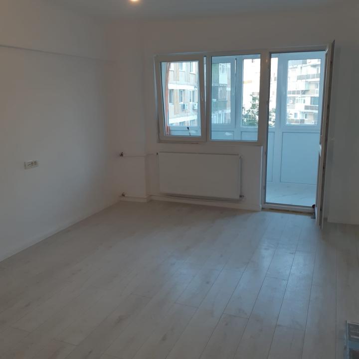 Apartament 3 camere bloc 1978, renovat integral, Romancierilor, Drumul Taberei