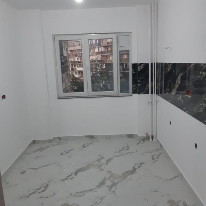 Apartament 3 camere bloc 1978, renovat integral, Romancierilor, Drumul Taberei