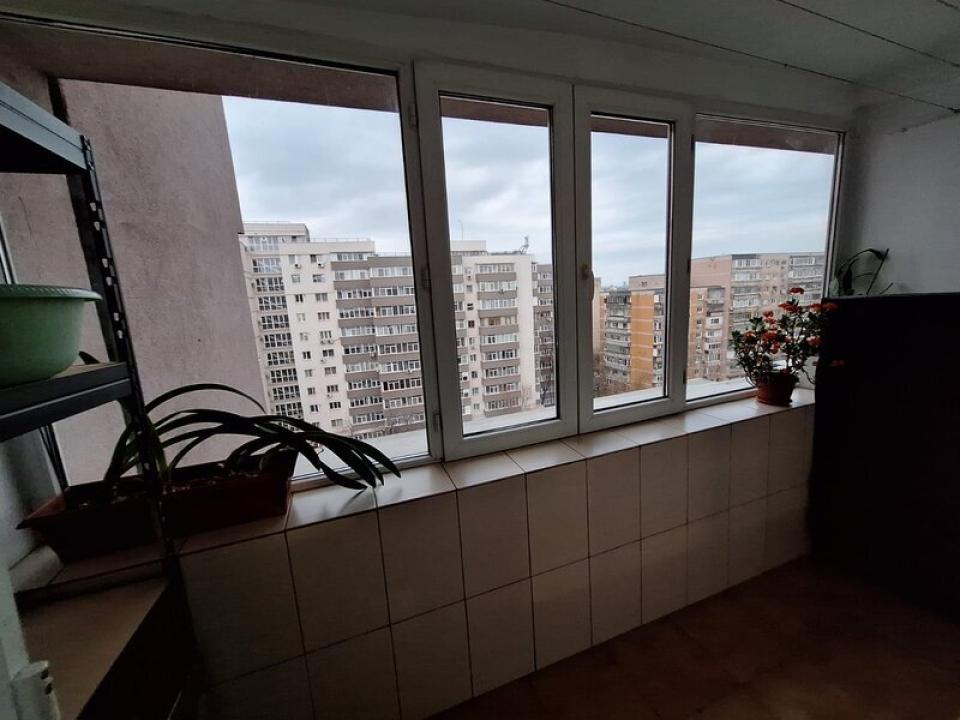 Apartmant 3 camere in bloc anvelopat, Gorjului, Militari