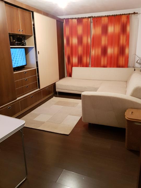 Apartament 3 camere in bloc anvelopat, 5 minute metrou Lujerului, Militari