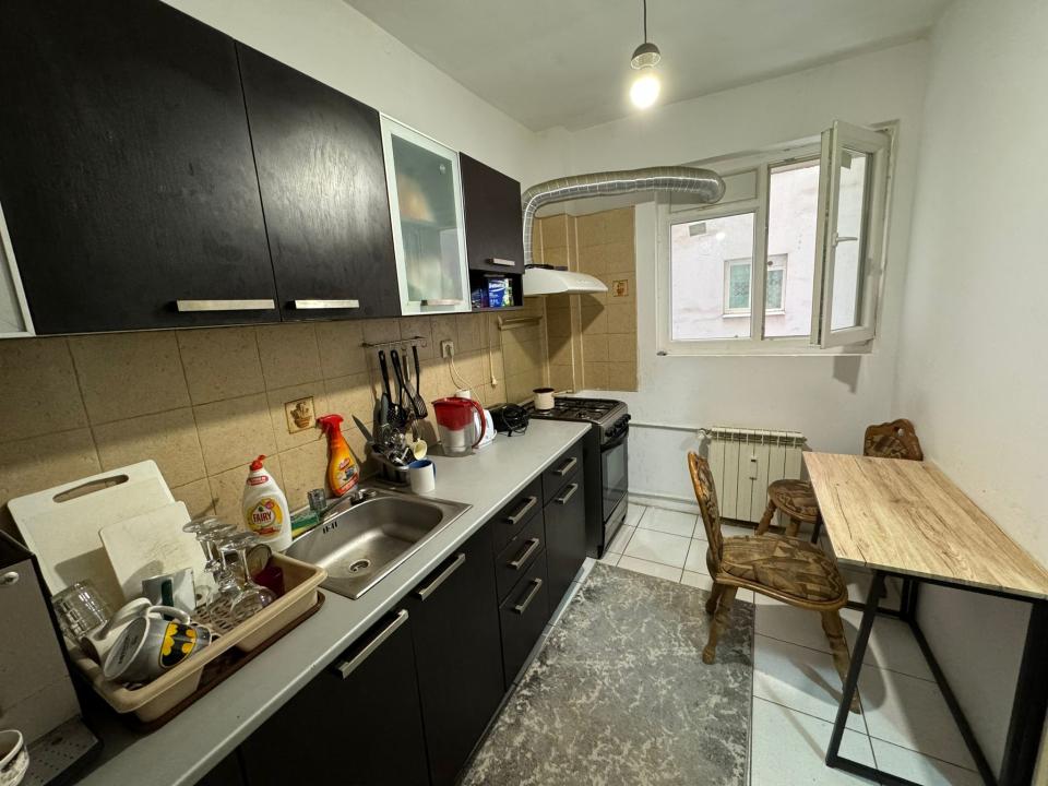 Apartament 3 camere in bloc reabilitat, bucla Drumul Taberei