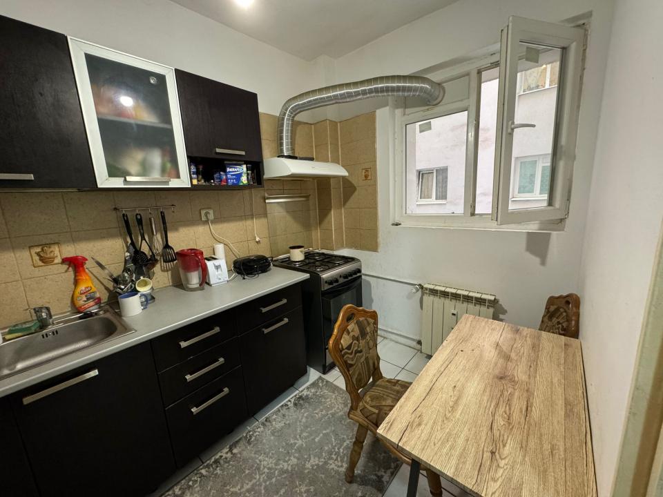 Apartament 3 camere in bloc reabilitat, bucla Drumul Taberei