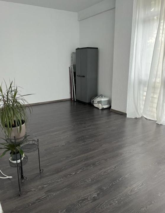 Apartament 2 camere Jiului / Bucurestii Noi / Damaroaia