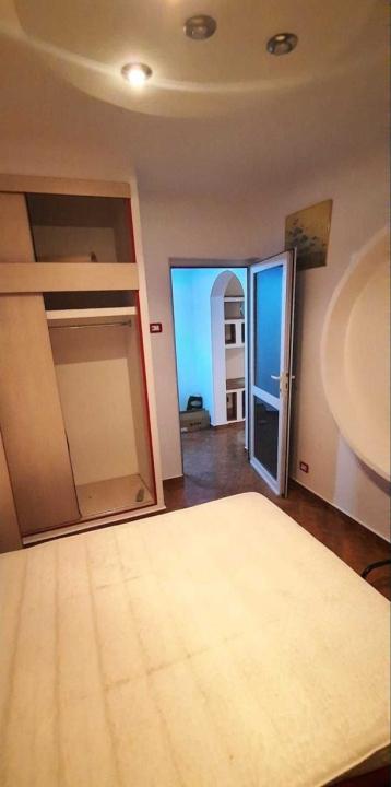 Apartament cu 3 camere cu Centrala Valea Lunga,  Militari