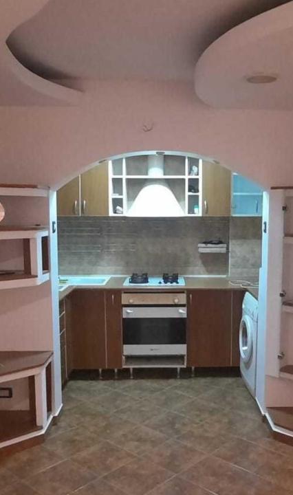 Apartament cu 3 camere cu Centrala Valea Lunga,  Militari