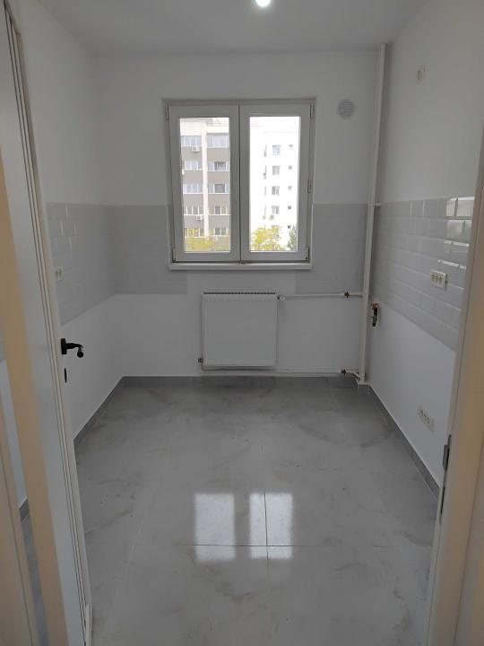 Apartament 3 camere renovat in bloc reabiltiat, Favorit, Drumul Taberei