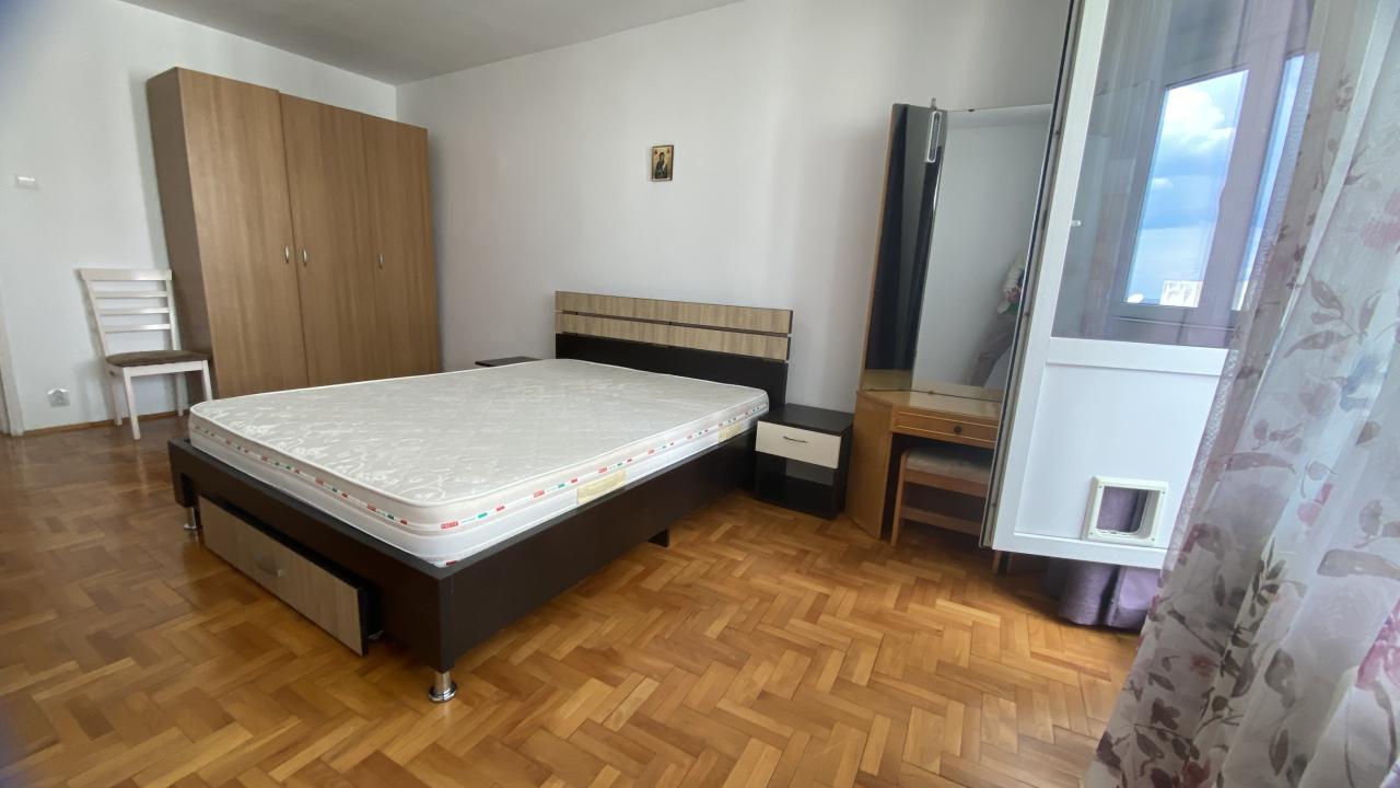 Apartmant 3 camere in bloc anvelopat, Gorjului, Militari