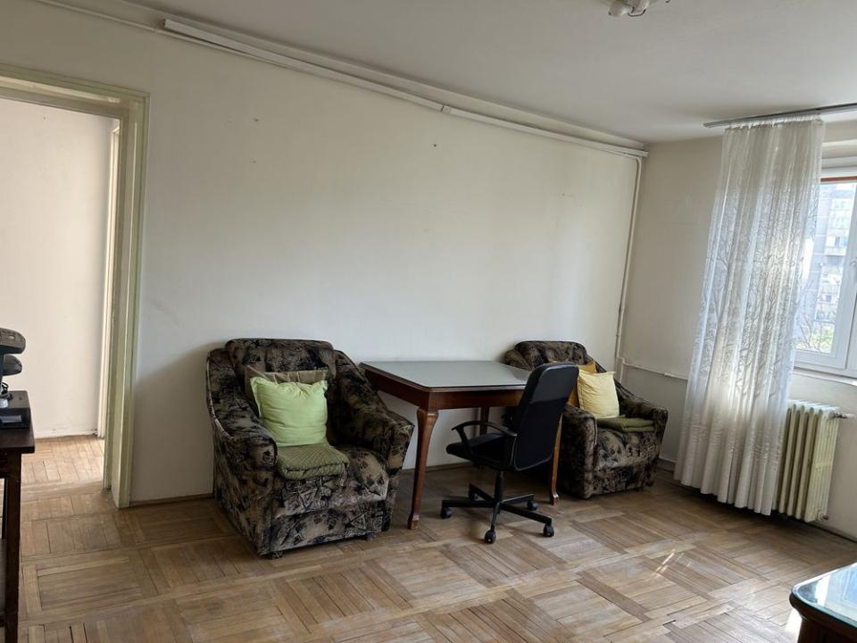 Apartament 3 camere 4/4 Rond Baba Novac