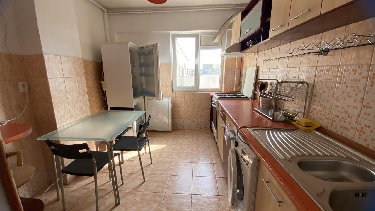 Apartament 3 camere decomandat langa metrou Gorjului, Militari