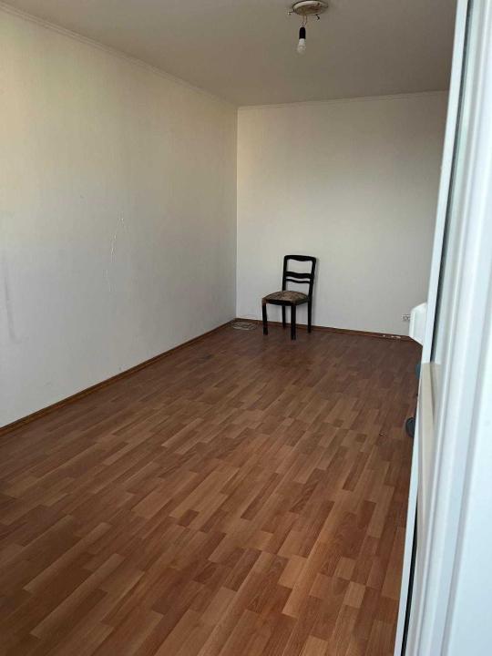 Apartament cu 3 camere