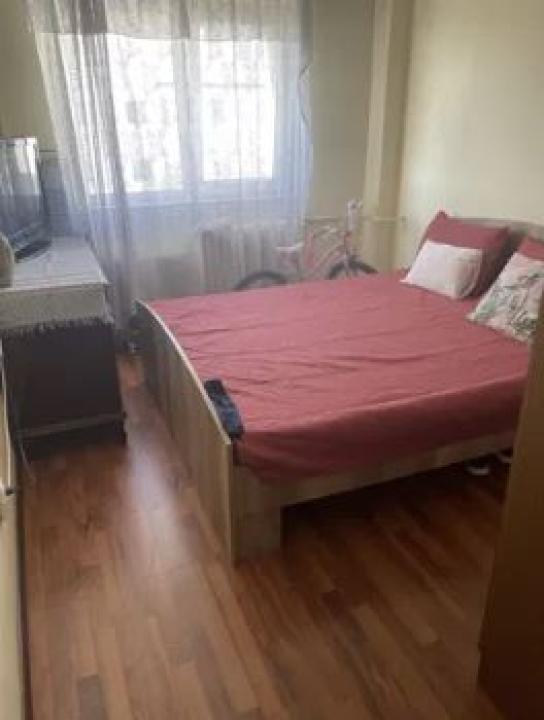 Apartament 4 camere Turda / Regina Maria