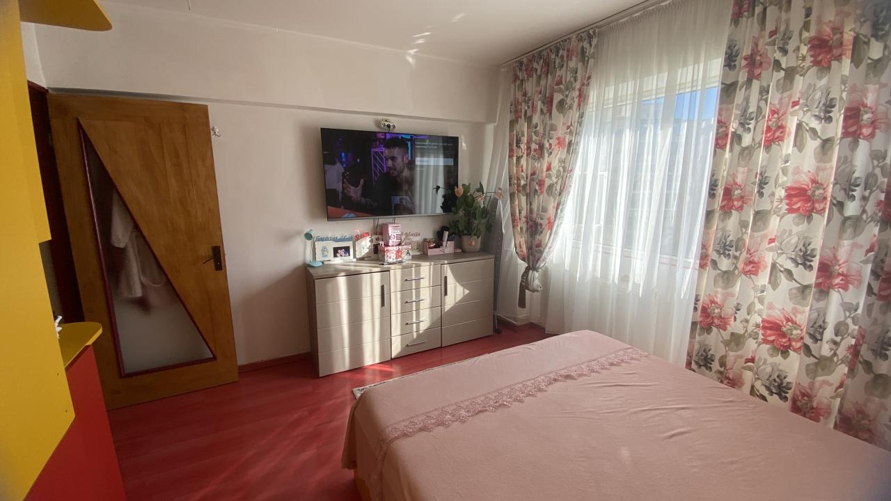 Apartament 2 camere langa metrou Gorjului, Militari