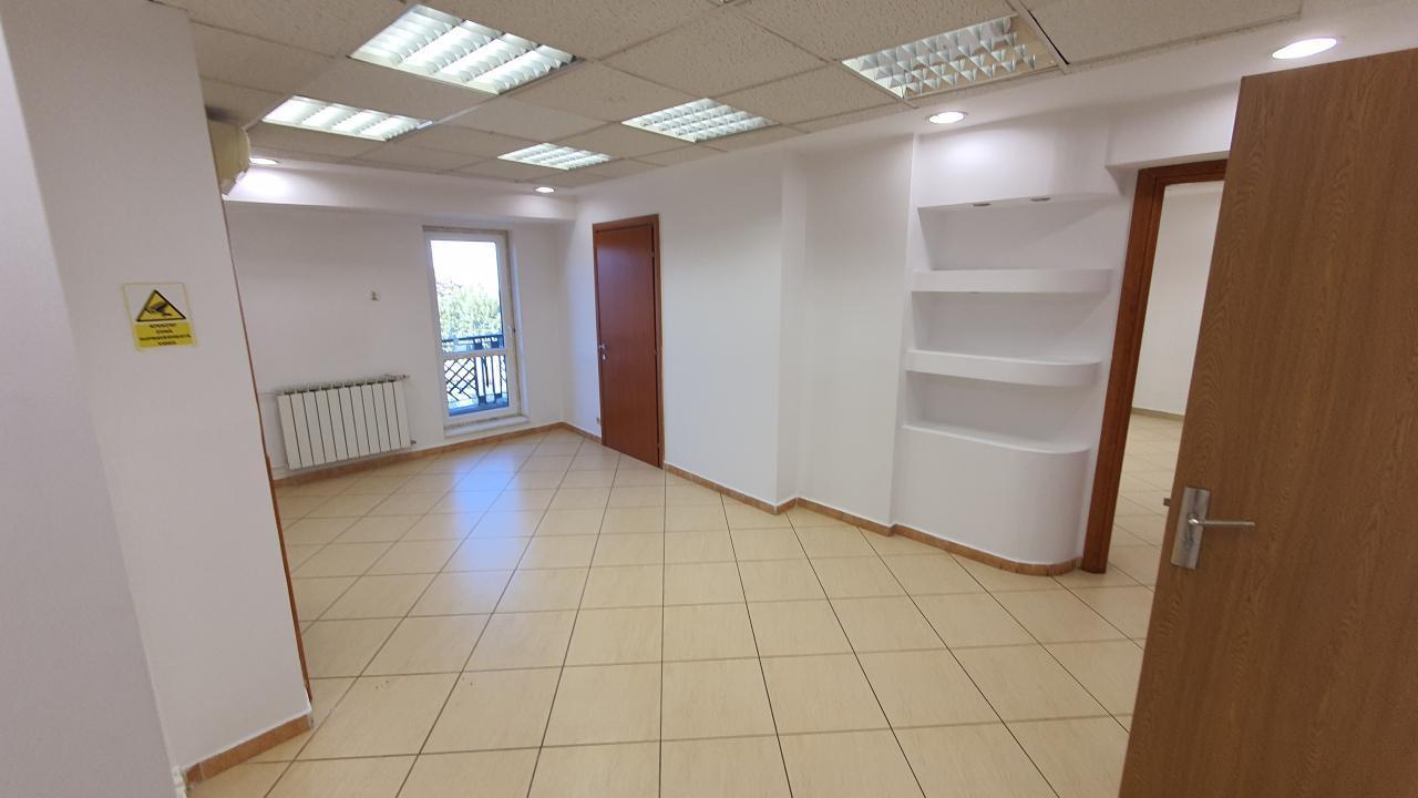 1080 mp birouri de vanzare ultracentral, Piata Unirii