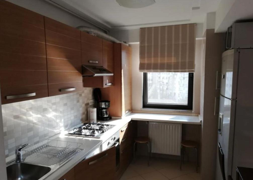 Apartament cu 3 camere, in zona Decebal