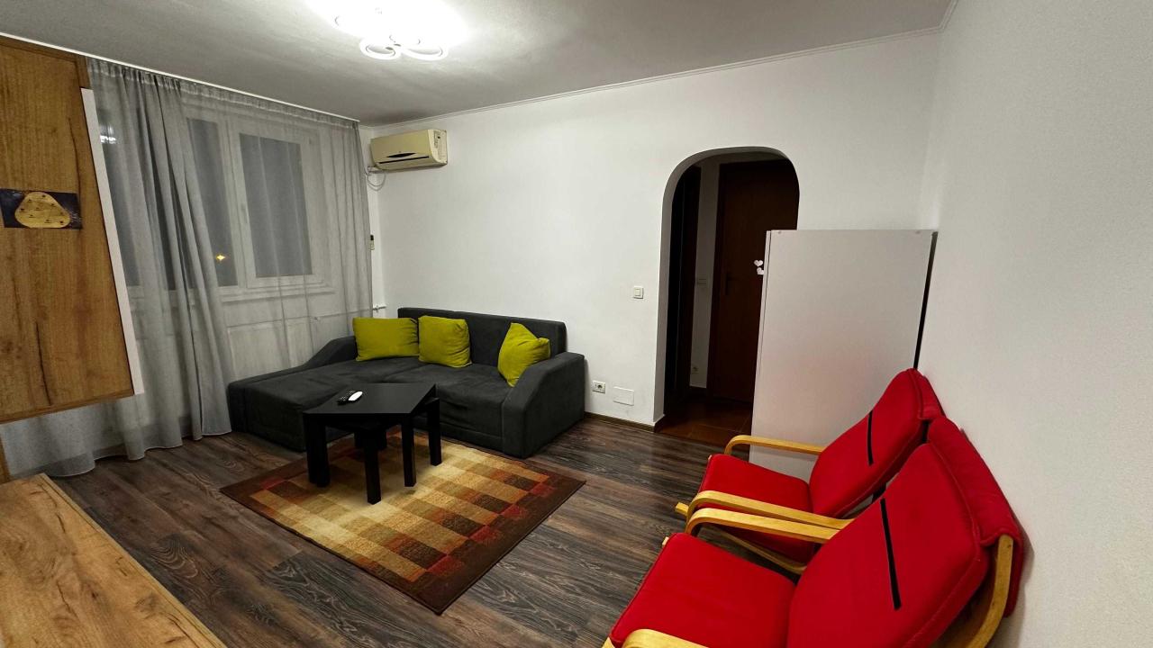 Apartament 3 camere in stare buna, Raul Doamnei, Drumul Taberei