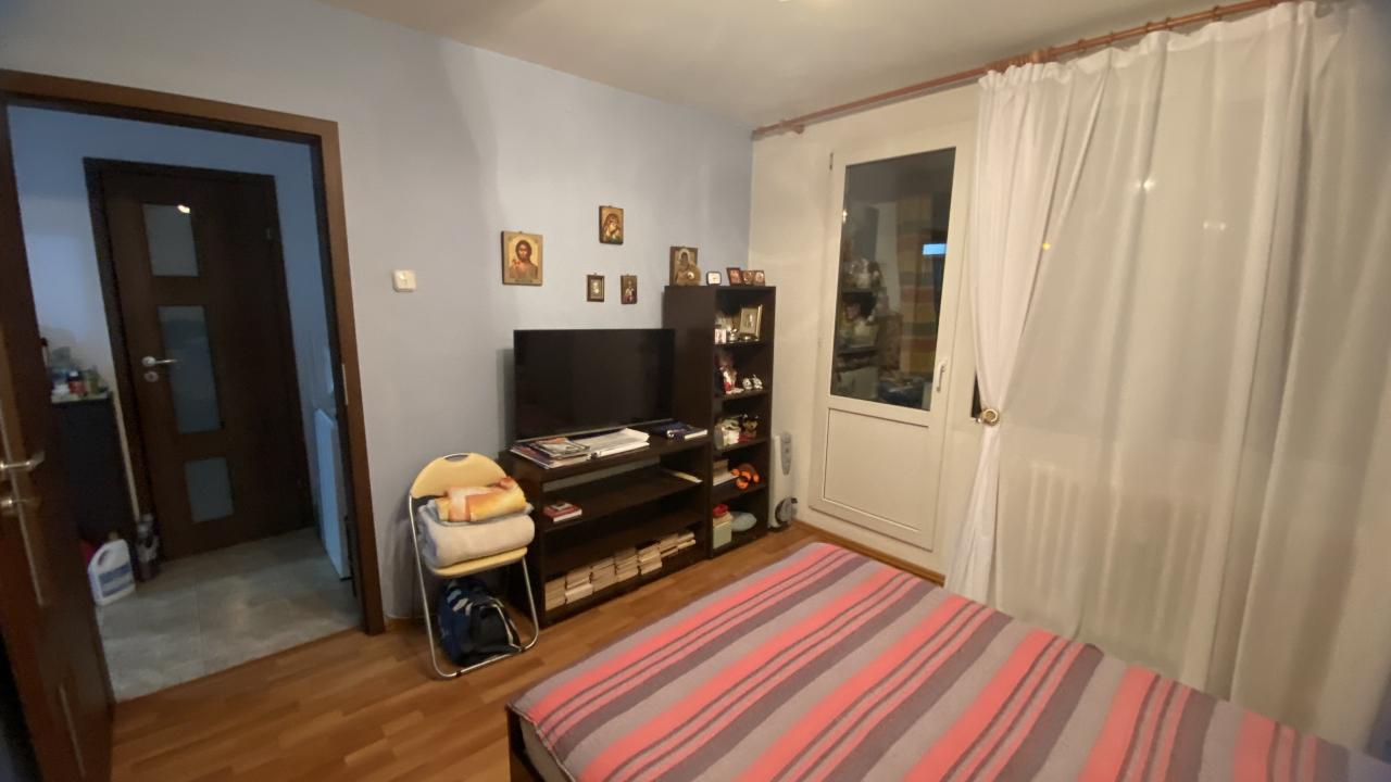 Apartament 2 camere in bloc 1978 langa Parcul Drumul Taberei