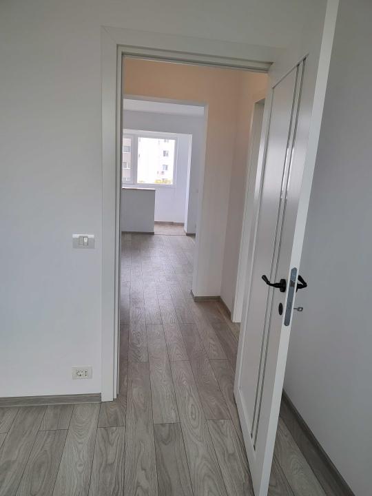 Apartament 3 camere renovat in bloc reabiltiat, Favorit, Drumul Taberei