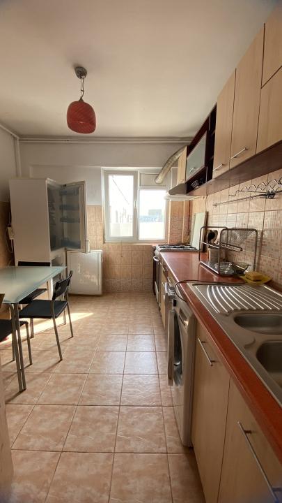 Apartament 3 camere decomandat langa metrou Gorjului, Militari