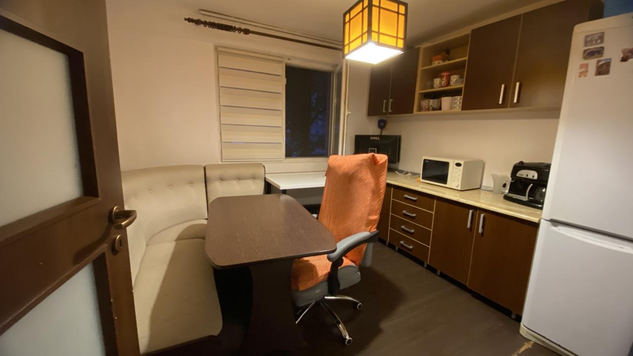 Apartament 3 camere in bloc anvelopat, 5 minute metrou Lujerului, Militari