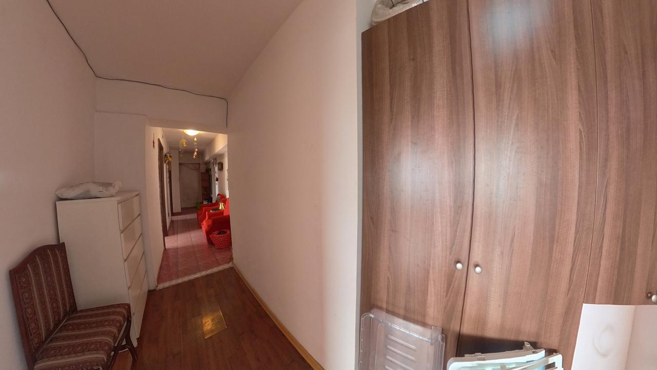 Apartament cu 3 camere piata Rahova,  Sos Alexandria