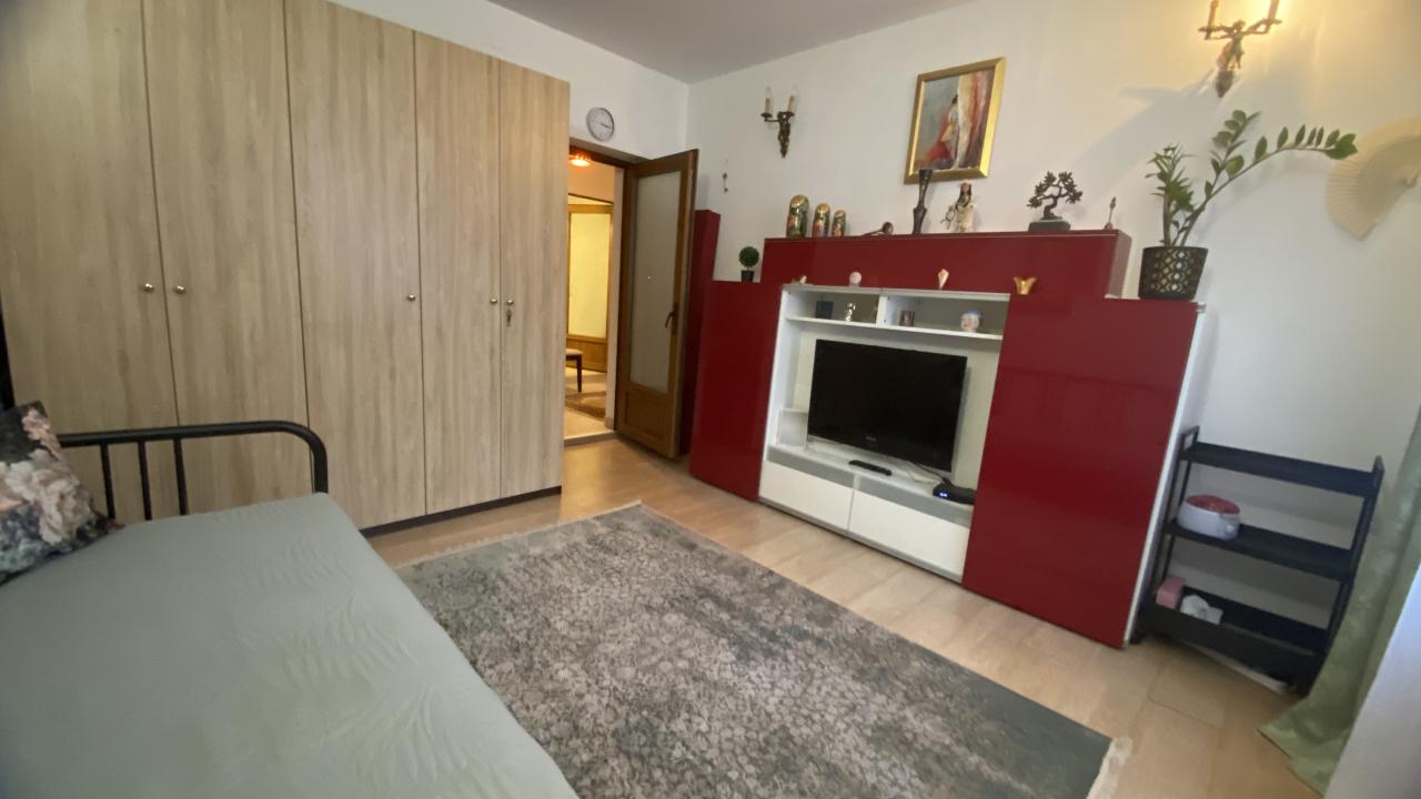 Apartament 2 camere cu centrala proprie in zona Titulescu