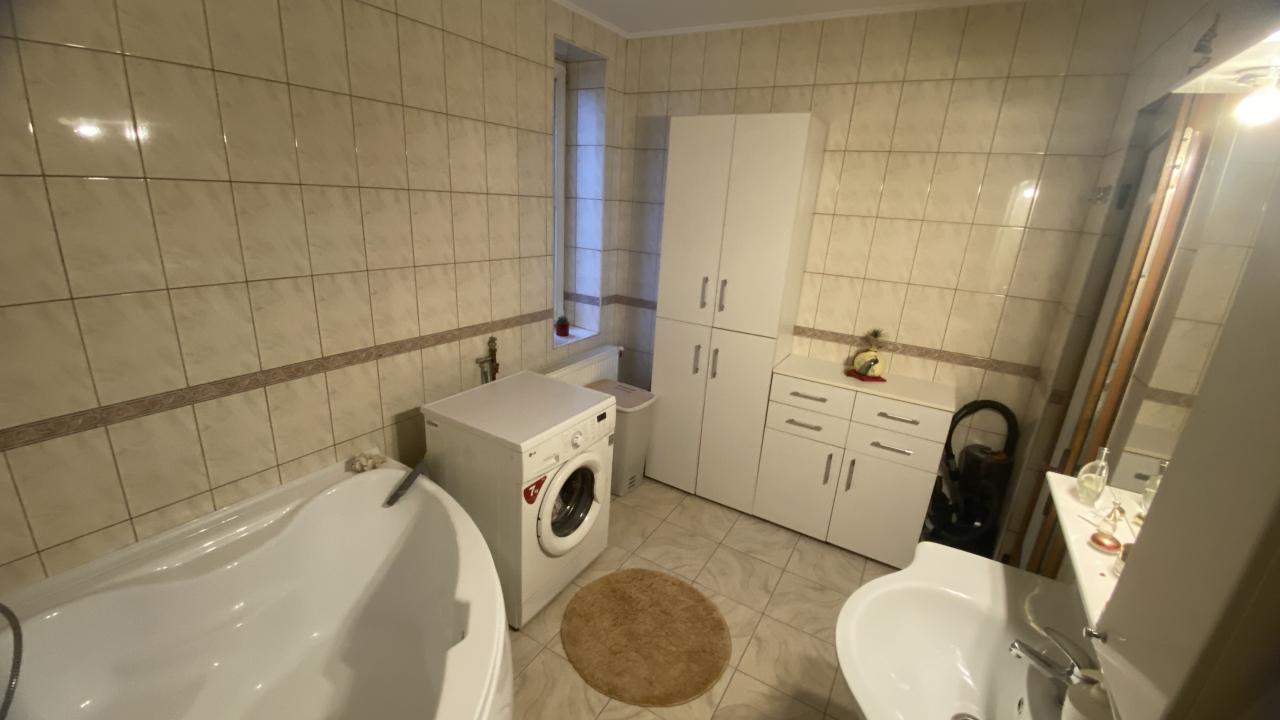 Apartament 2 camere cu centrala proprie in zona Titulescu