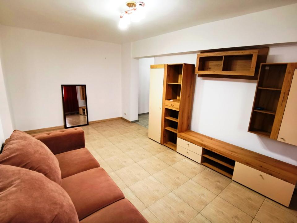 Apartament 3 camere 75mp 2 bai bloc 1985 MegaMall / National Arena