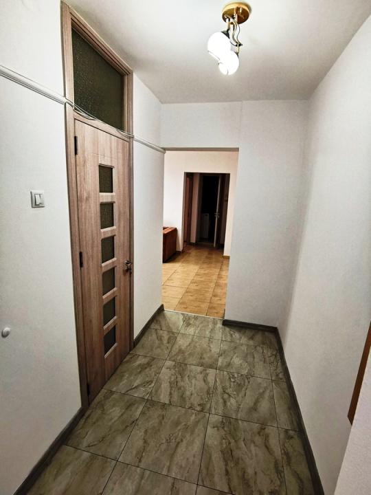 Apartament 3 camere 75mp 2 bai bloc 1985 MegaMall / National Arena