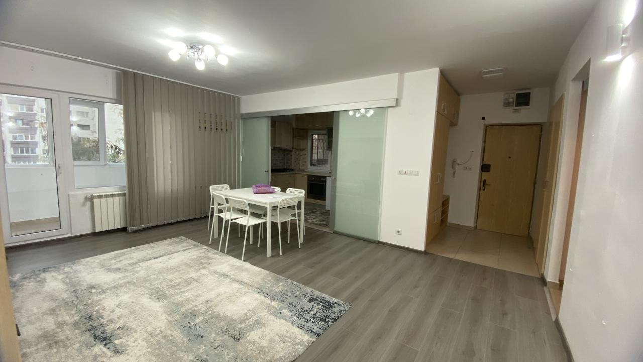 Apartament 4 camere cu centrala proprie in zona Lujerului, Militari