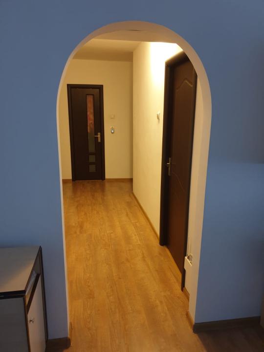 Apartament 4 camere renovat in bloc anvelopat, Lujerului, Militari