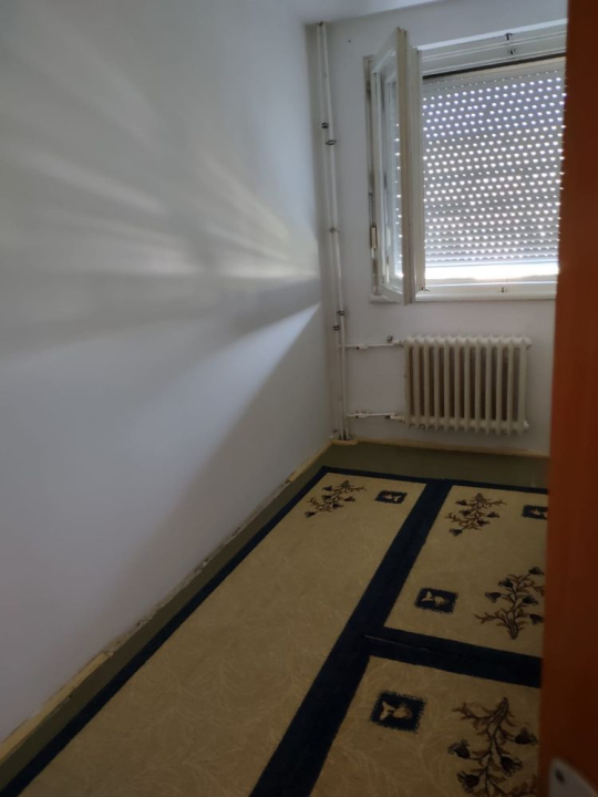 Apartament 3 camere, decomandat, Gorjului, Militari