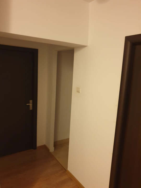 Apartament 4 camere renovat in bloc anvelopat, Lujerului, Militari