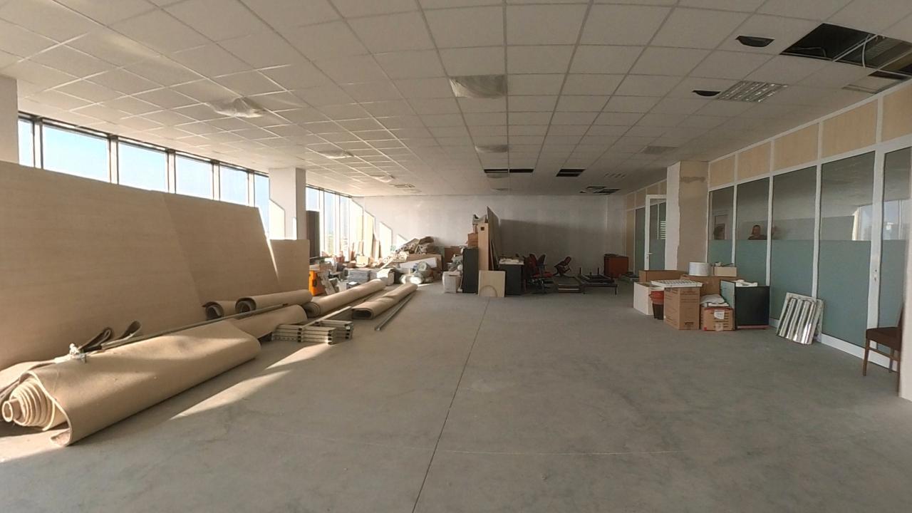 Spatiu Comercial sau Birouri, Militari - Centura - A1