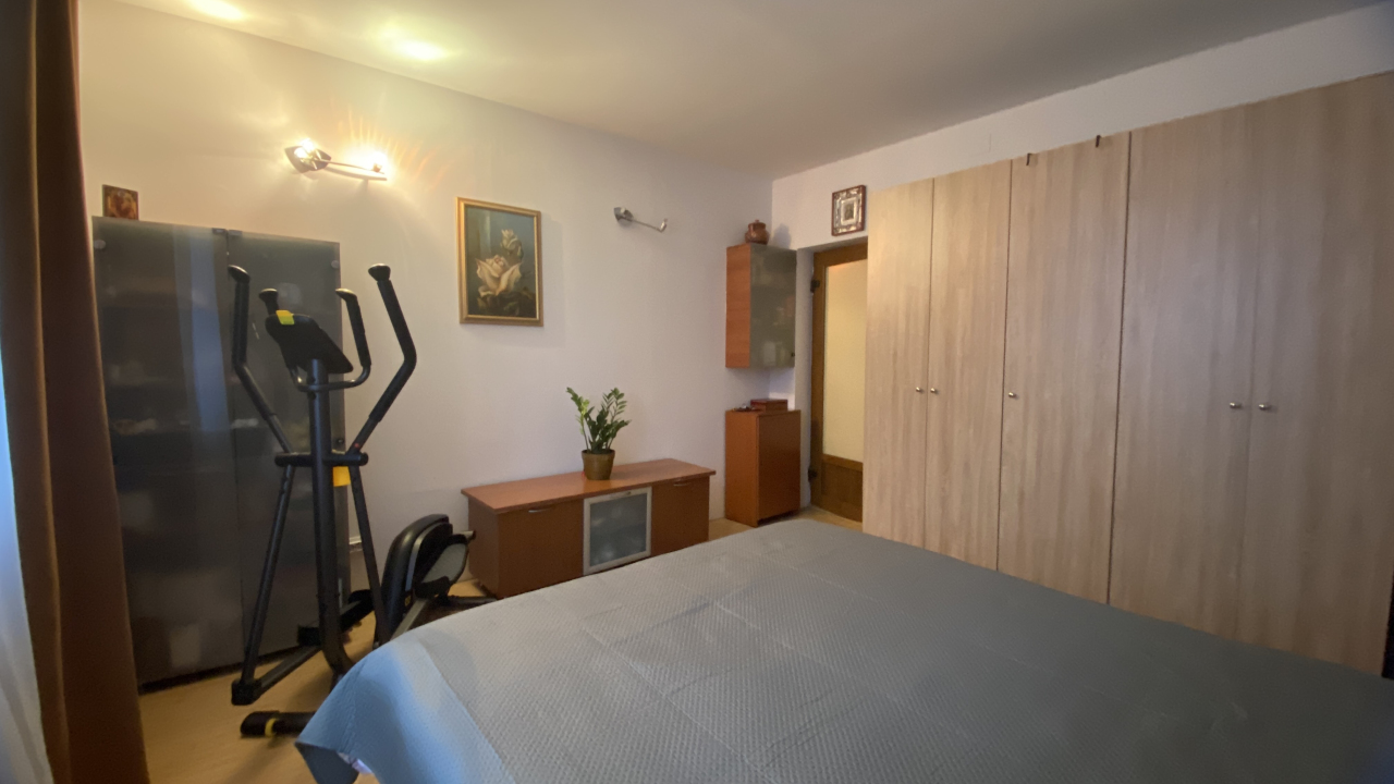 Apartament 2 camere cu centrala proprie in zona Titulescu