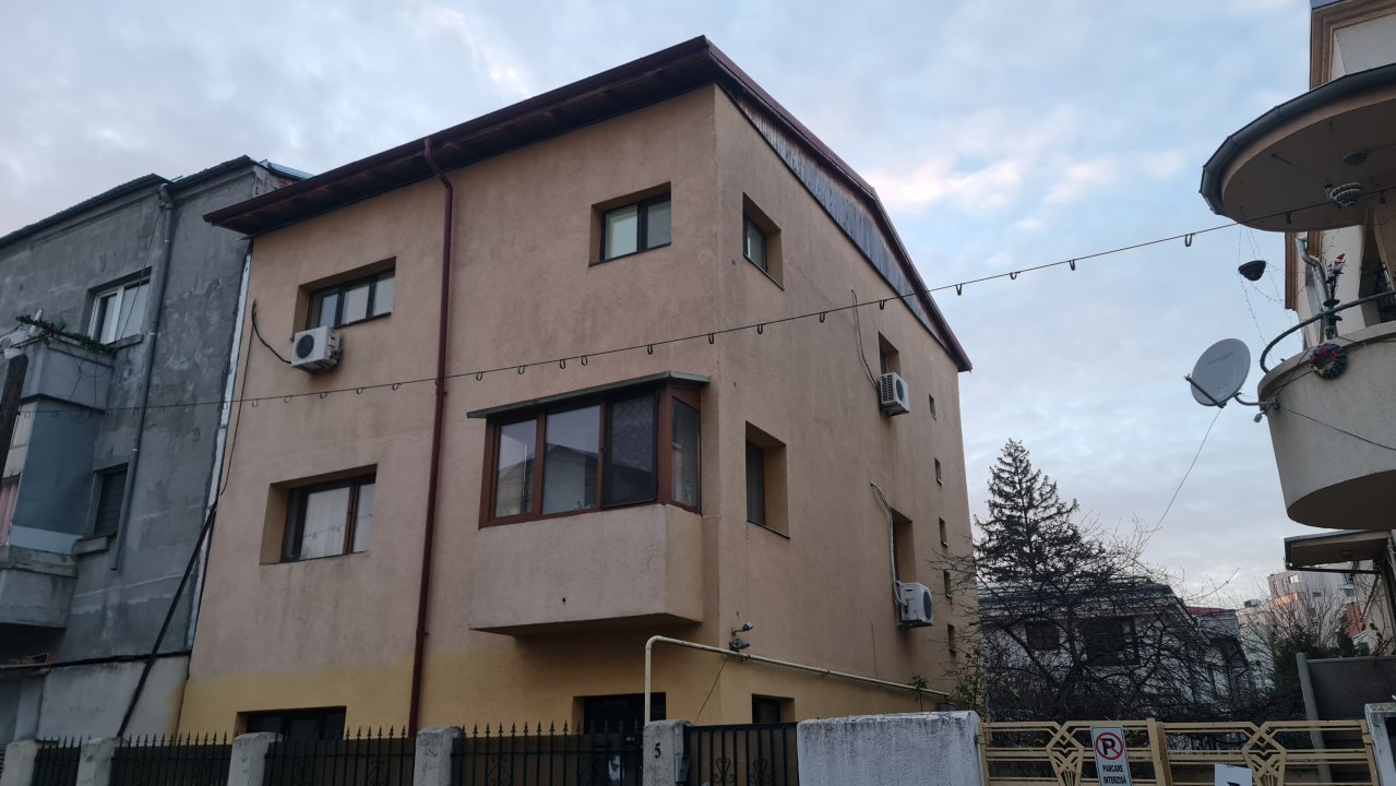 Apartament în Vilă 2 Camere zona Mall Vitan, Piata Alba Iulia