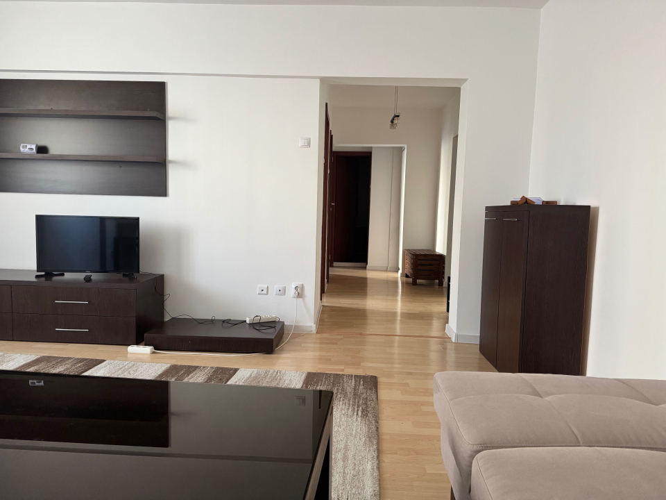 Apartament 2 camere Calea Calarasilor / Matei Basarab