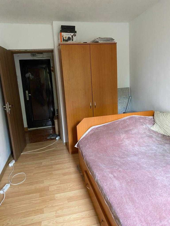 Apartament cu trei camere, in zona Berceni , Al Podul Giurgiului